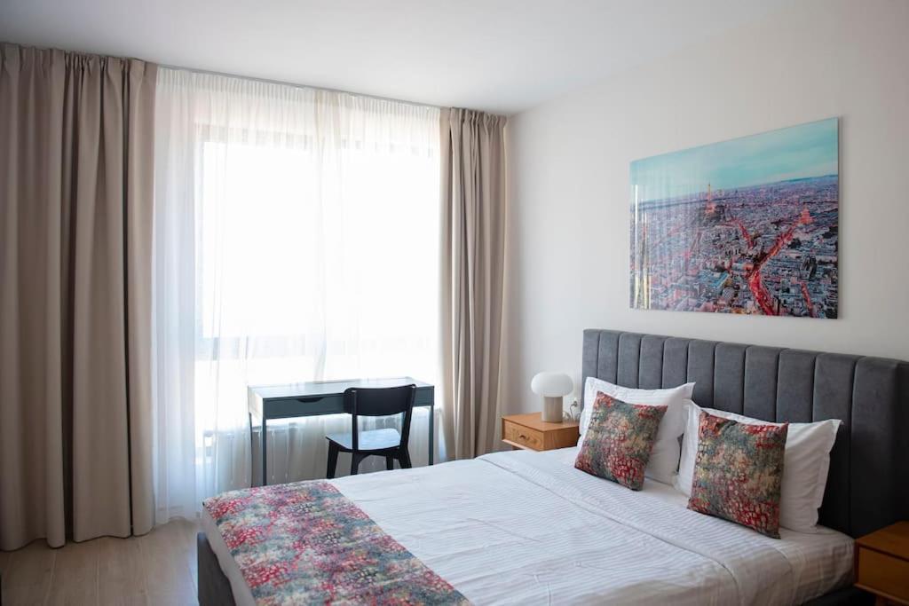 New York: A Spacious Modern Apartment With Parking Sófia Exterior foto